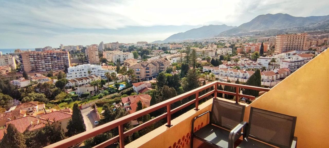 トレモリノスApartamento Con Vistas Al Mar En Puerto Marinaアパートメント エクステリア 写真